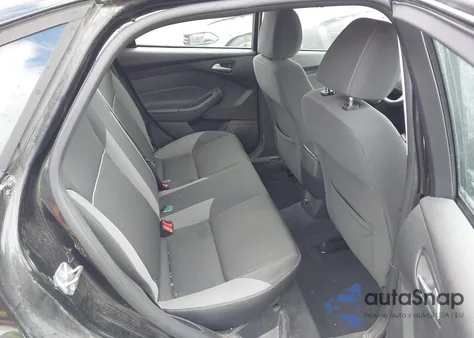 2013 Ford Focus Se z USA, uszkodzony, nr VIN 1FADP3F29DL230282